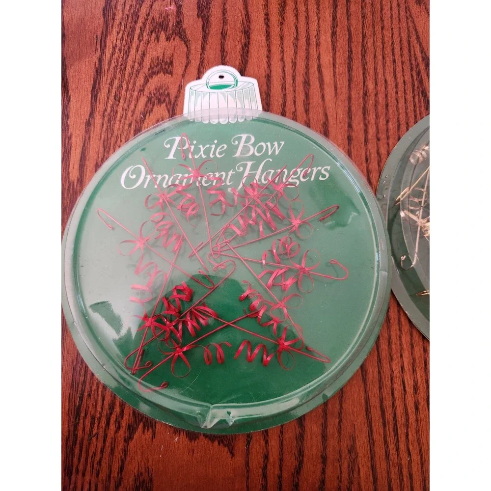 Lot 2 Dept 56 Pixie‎ Bow Ornament Hangers Christmas Gold And Red VTG 24 Hangers